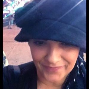 Meet your Posher, Gabriella